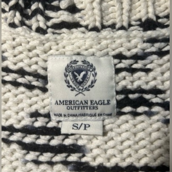American Eagle Knit Sweater, Size Small - Picture 5 of 7
